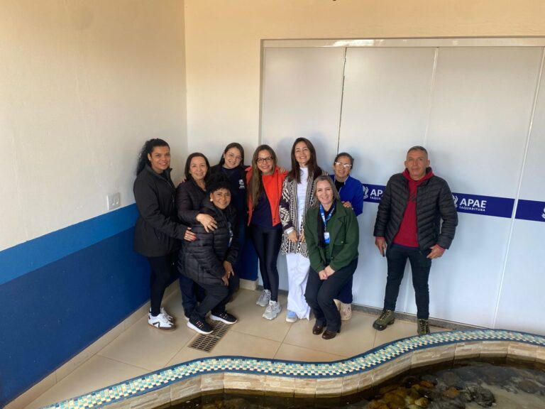 APAE Itapeva realiza Visita Técnica à APAE de Taquarituba