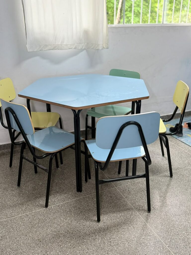 APAE Itapeva Adquire Novo Mobiliário Escolar com Recursos de Evento Beneficente